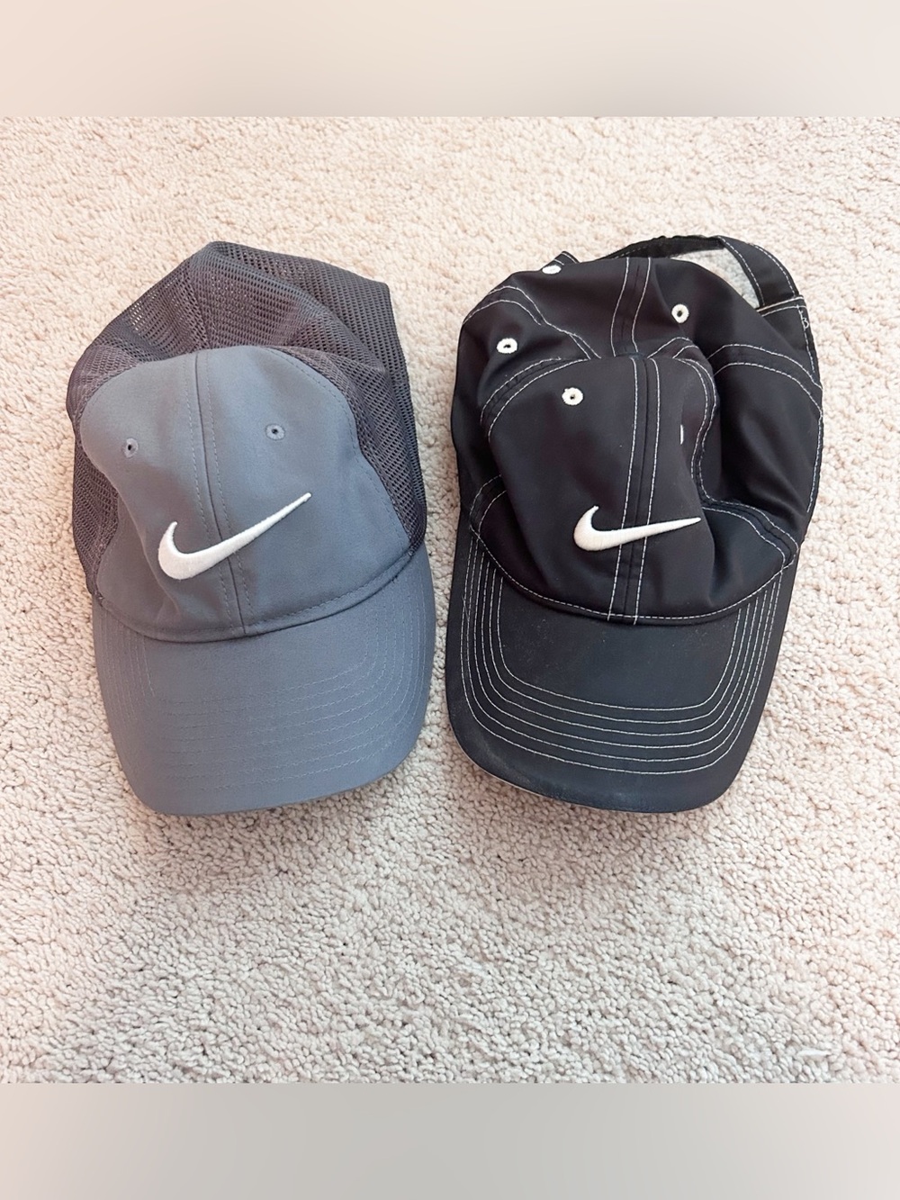 Bundle of Two Nike Swoosh Baseball Caps